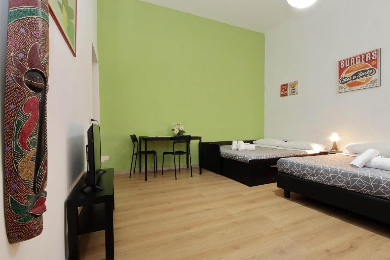Lucky Home Rooms Roma Esterno foto
