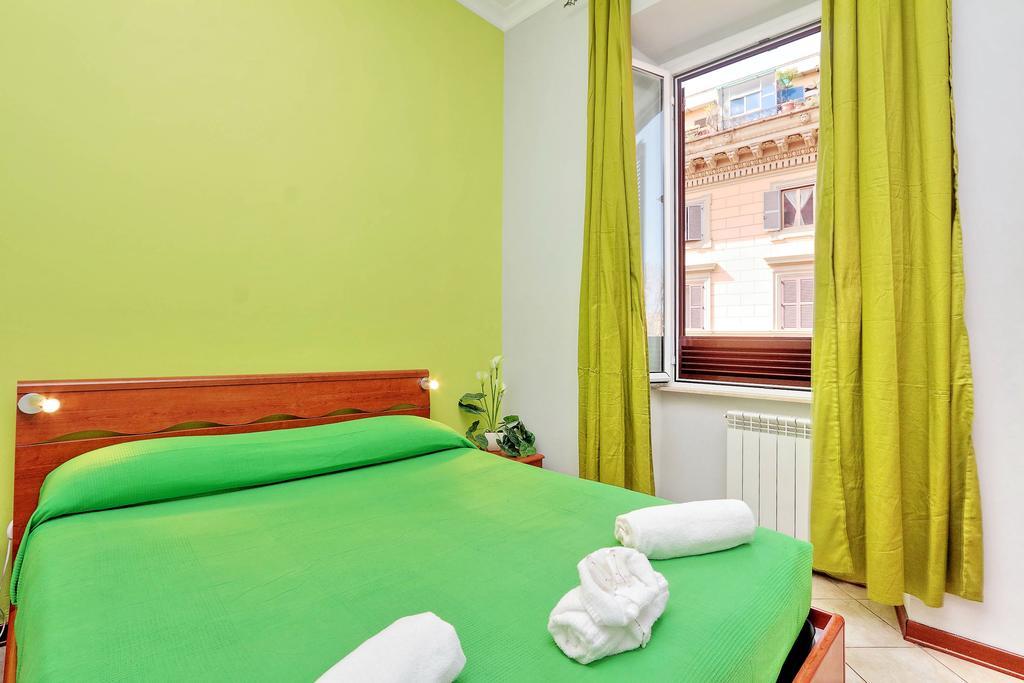Lucky Home Rooms Roma Esterno foto