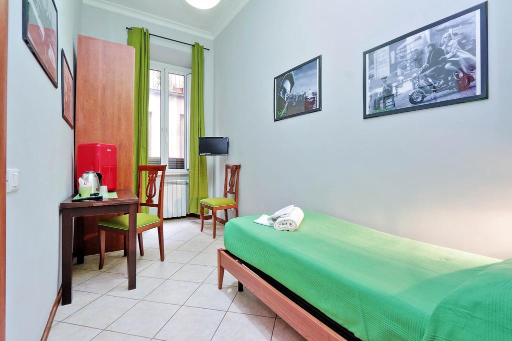 Lucky Home Rooms Roma Esterno foto
