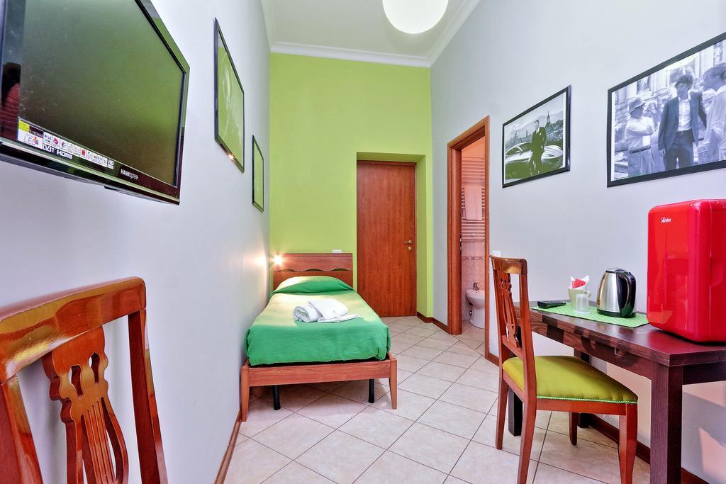 Lucky Home Rooms Roma Esterno foto